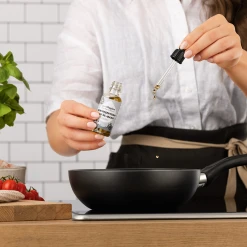 Pure & Spice - Your Drop Of Spice Oil Gewürzextrakt Pfeffer 10 Pure & Spice - Your Drop Of Spice Oil Gewürzextrakt Pfeffer -ALL STARS SHOP MAM 9304237 SHOP IMAGE 1.4